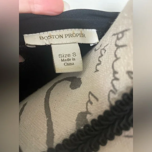 💎 Boston Proper Little black dress Square Neck
Sheath SZ Small EUC - Picture 6 of 7